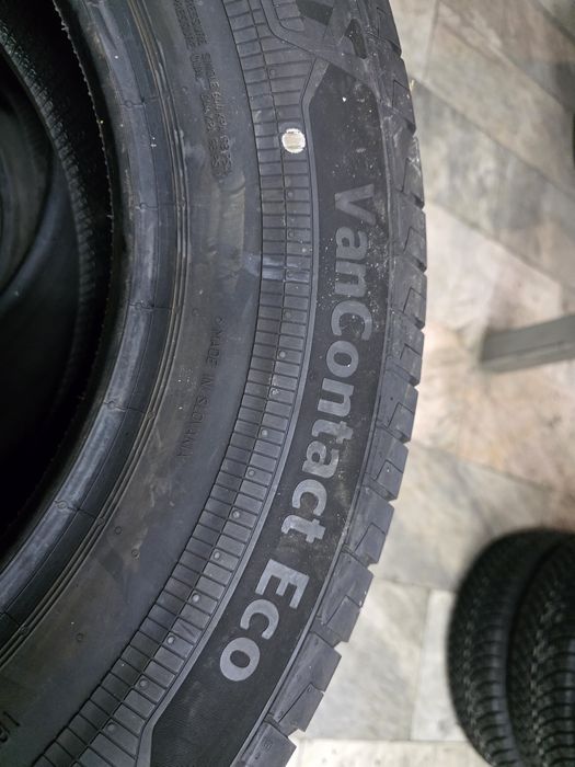 Нови летни гуми за Бус 205 75 16 С - Continental