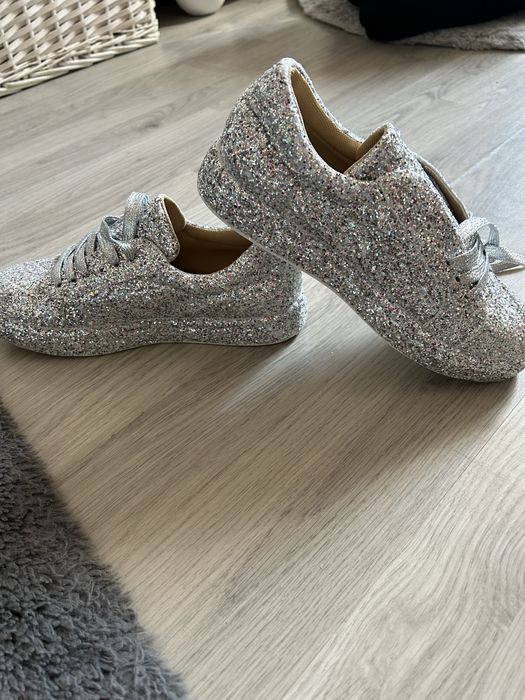 De vanzare Sneakers nou nepurtat