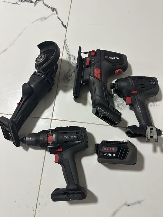 Scule wurth pret pe toate 2500