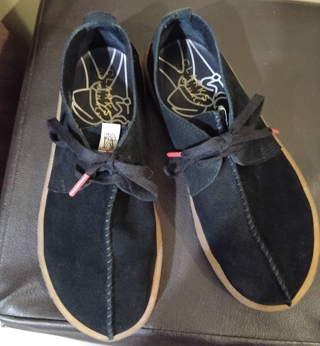 Мъжки мокасини от естествен велур с калчуковова подметка на Clarks