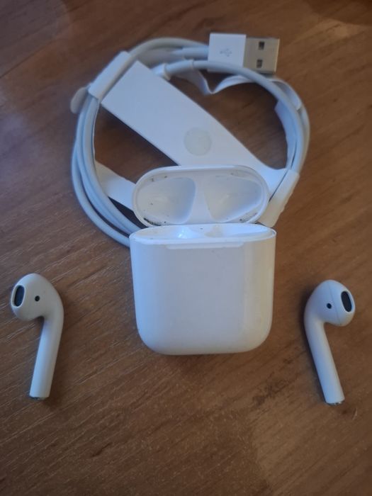 Без проводные наушники Apple