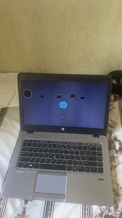 noutbook elite 745 ekran