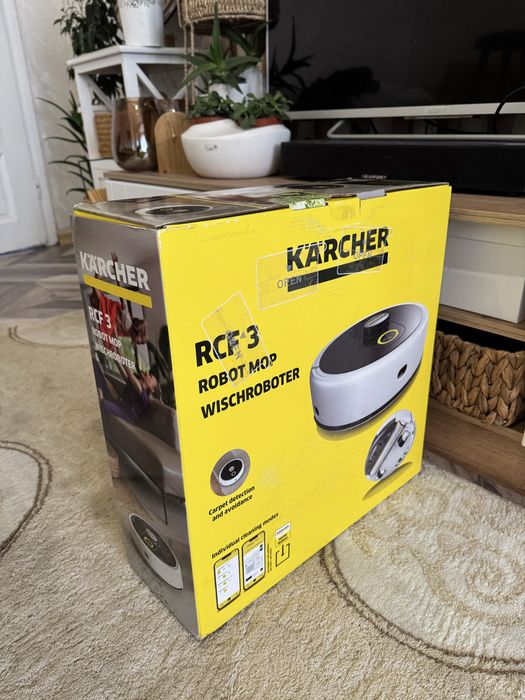 Робот прахосмукачка Karcher RCF 3