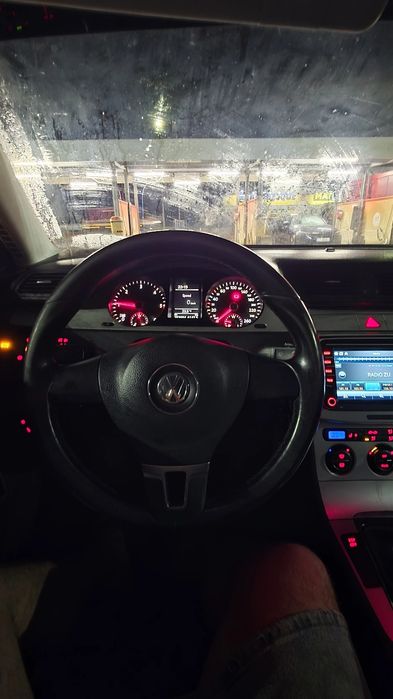 VOLKSWAGEN Passat 2010 — imagine 2