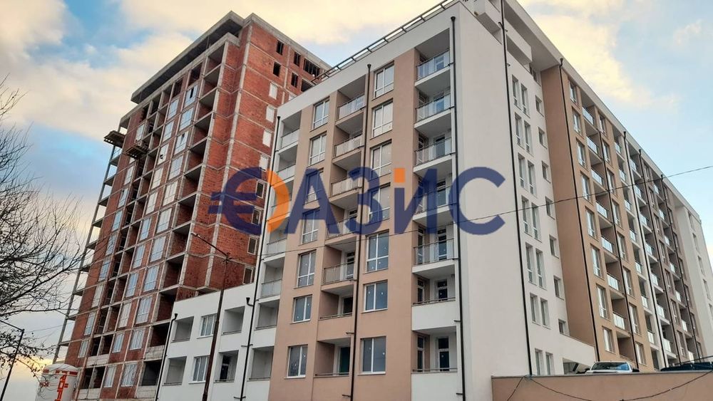 Продава се Тристаен апартамент в Бургас, Меден рудник - зона Г - 114 кв.м за 573 €/кв.м - Снимка #2