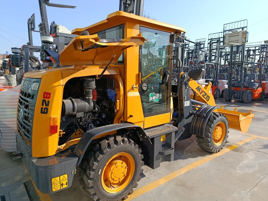 Фронтальная погрузчик