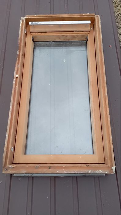 Fereastra mansarda Velux