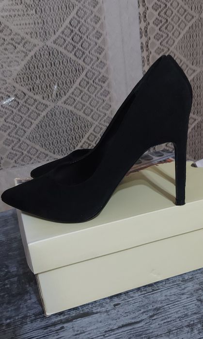 Продам туфли состояние новых 36 размер