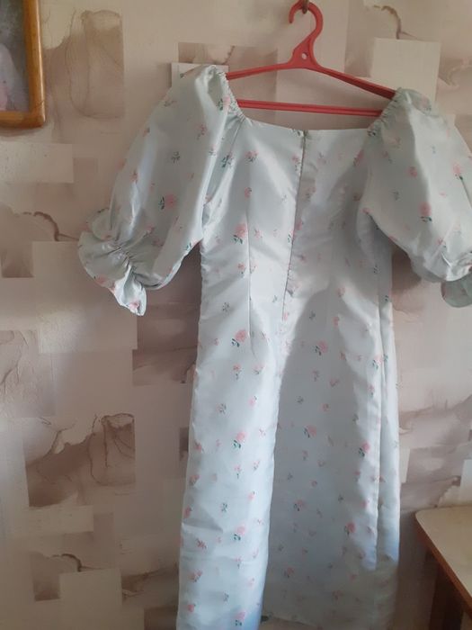 Платье на выпускной.