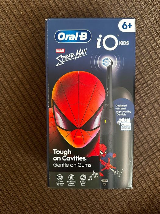 Periuță electrică Oral-B iO Kids Spider-Man, 6+, 3 moduri, husă