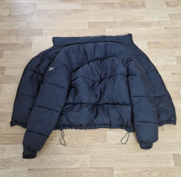 Jachetă Puffer Neagră Zara