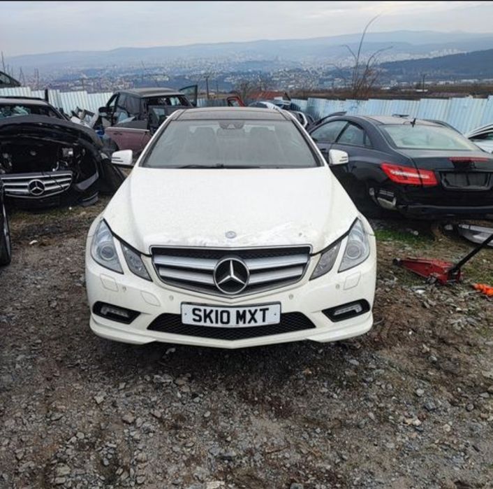 Dezmembrez Mercedes E350 Coupe
