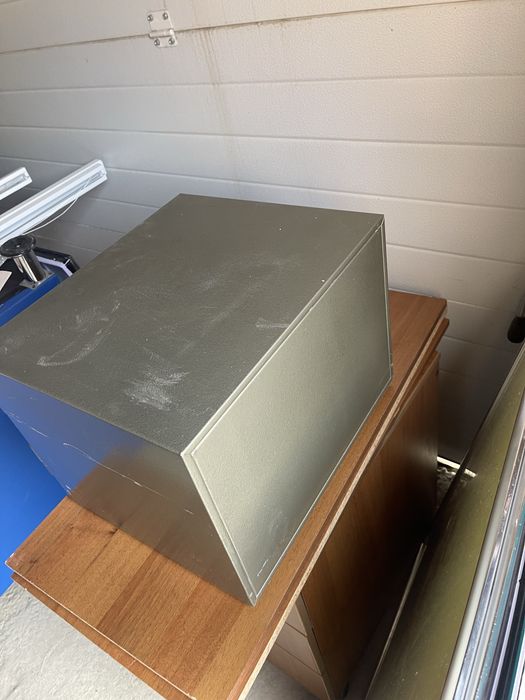 Продам сейф офисный