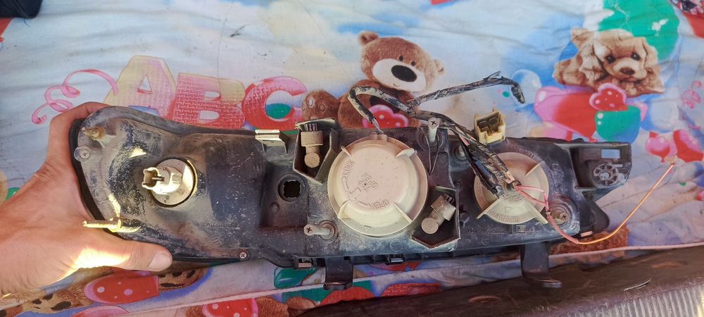 Продам фары Subaru legacy b3