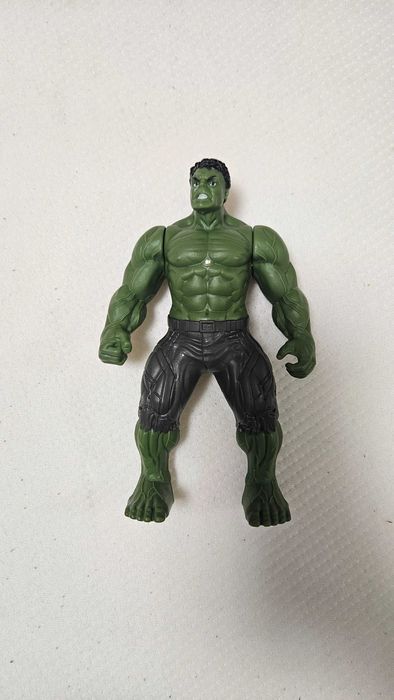 Figurina Hulk, noua