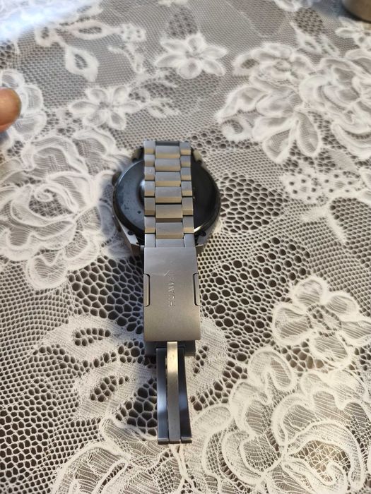 Huawei 3 pro смарт часовник