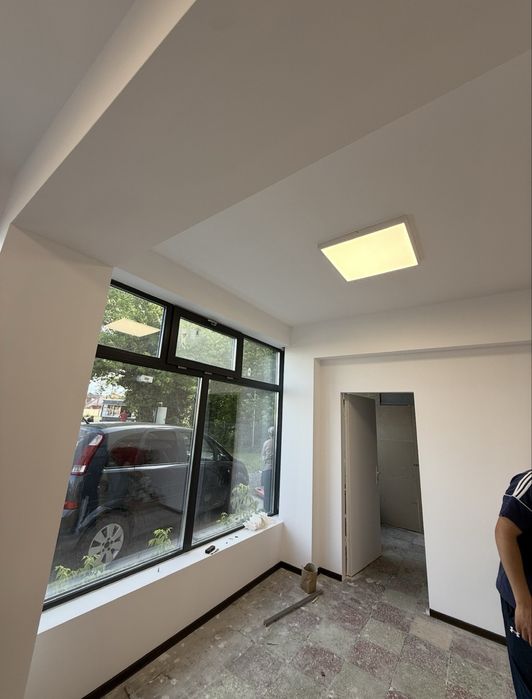 EXECUT LUCRARI de vopsitorie cu pompa airless graco .