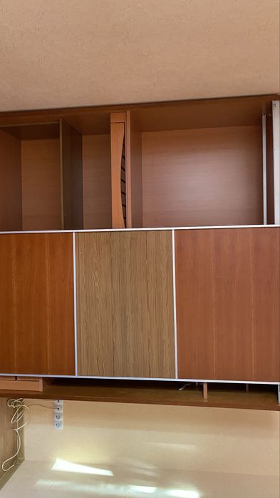 Продам спальный шкаф