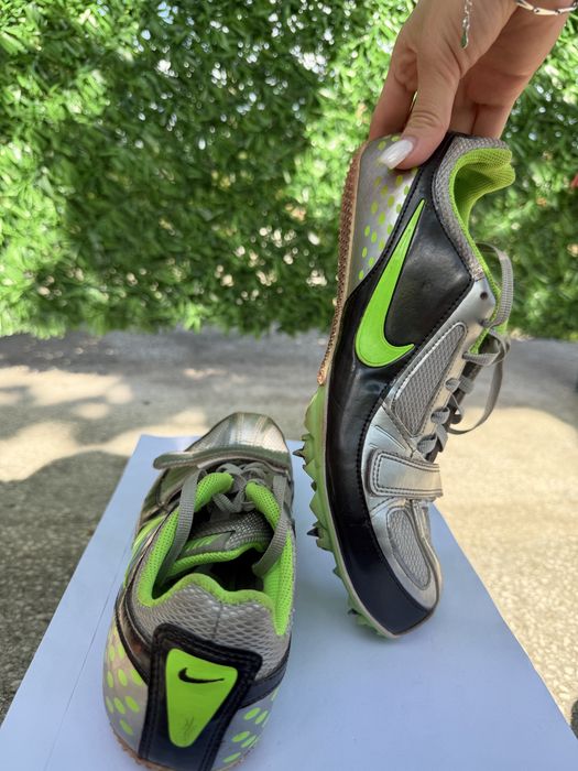 Оригинални Nike шпайкове №40 унисекс, подходящи за лека атлетика