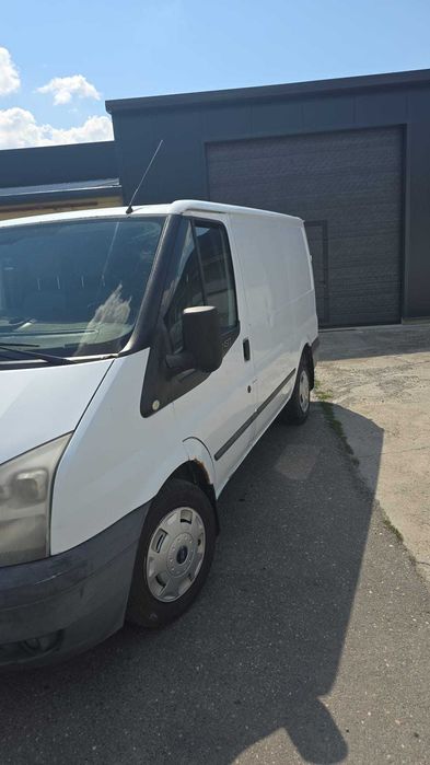 Ford Transit Furgon
