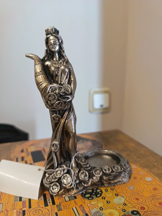 Статуетка Рог на изобилието