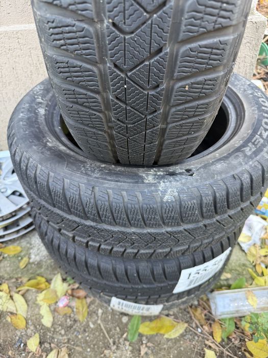 Anvelope de iarnă sottozero DOT 3519 M+S 206/60R16 arată impecabil