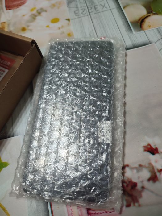 Продам экран и заднюю крышку