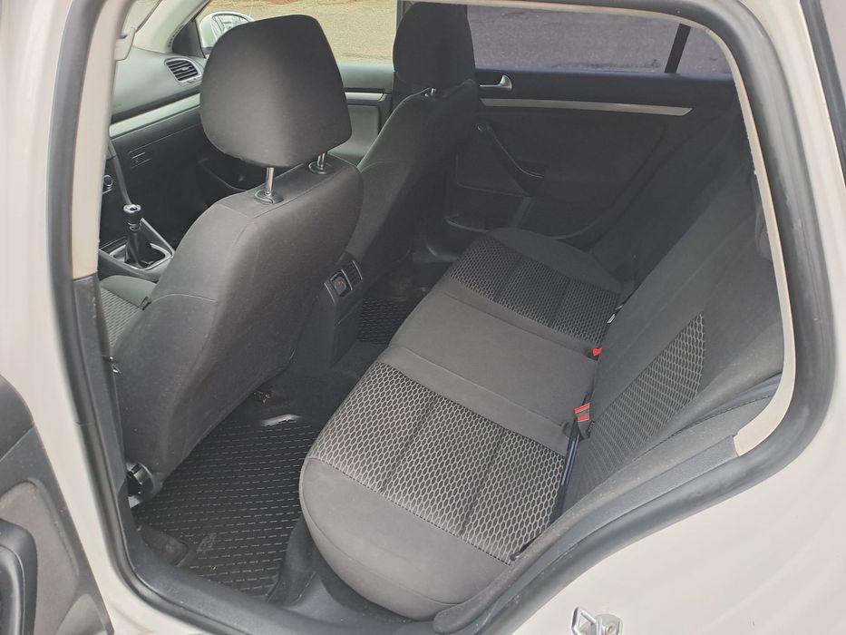 Volkswagen Golf 6 An 2013 Motor 1,6 Tdi  Euro 5