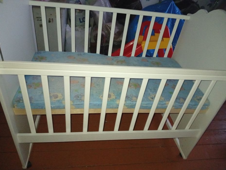 Кроватка детская