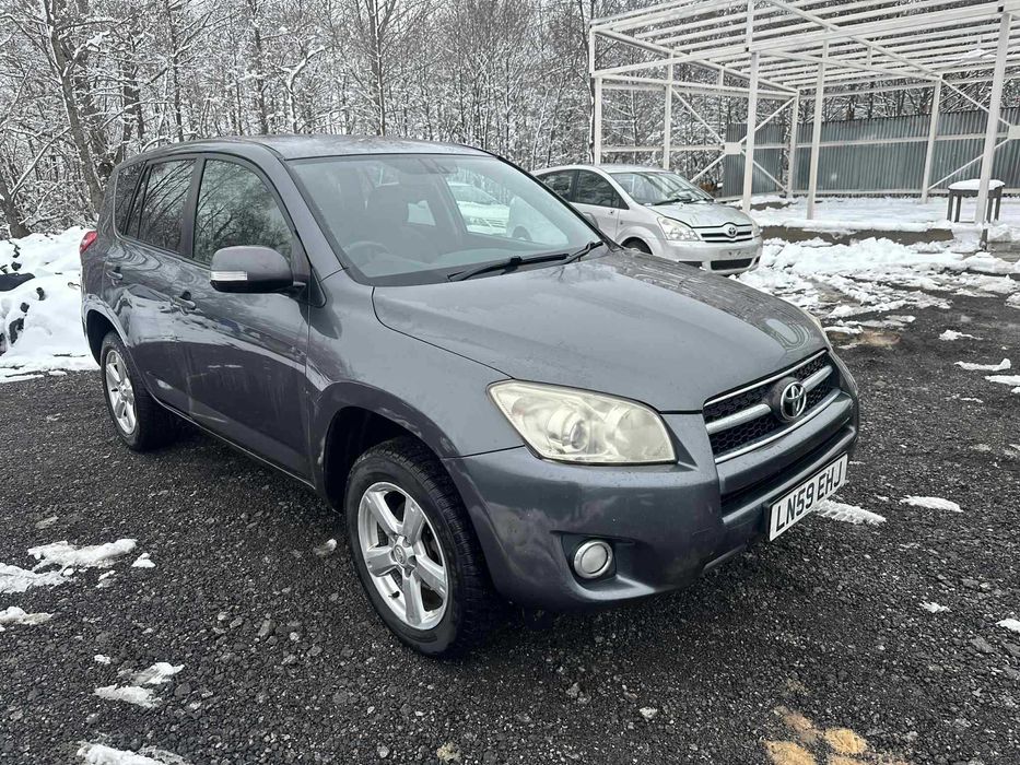 На Части Toyota Rav4 2.2 150к.с D-4d 2009г