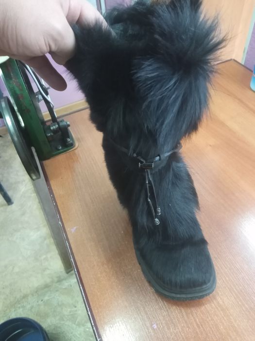 Продам хорошие унты