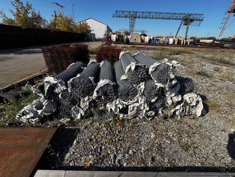 рулоны сетки рабицы