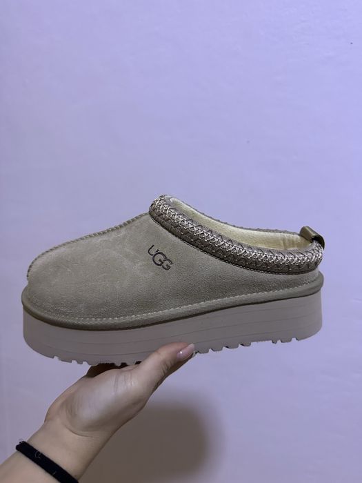 Ghete Ugg Tazz 2