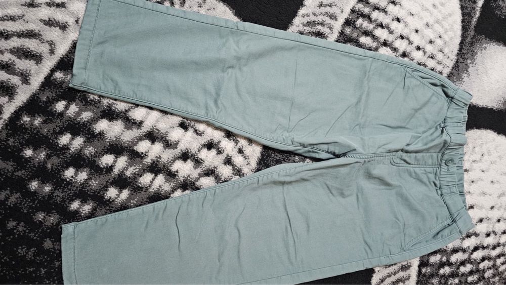 Продам детсаие брюки разные