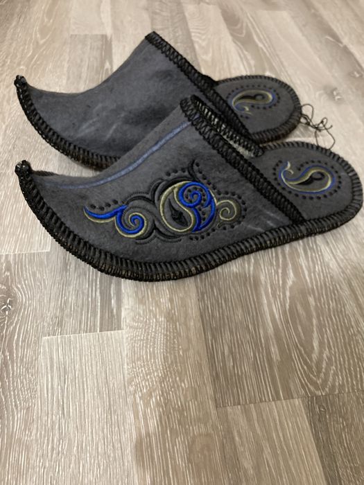 Войлочные тапочки