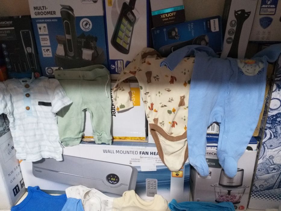 Lot de 28 Haine Bebe Nr 52-68
