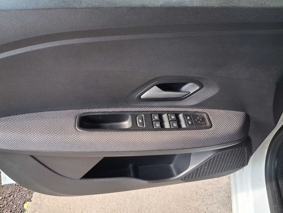 Auto dacia logan