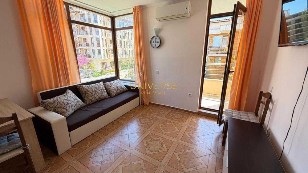 Продава се Двустаен апартамент в к.к. Слънчев бряг - 53 кв.м за 688 €/кв.м - Снимка #2