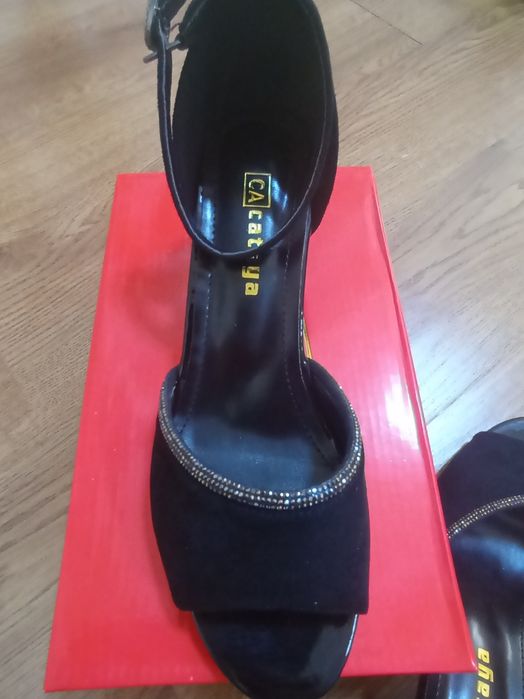 Tuflik.                            .