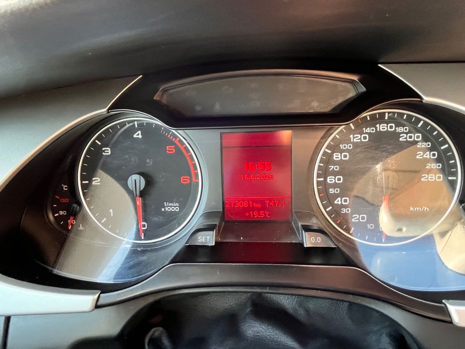 Audi A4 B8 2.0 TDI 2009