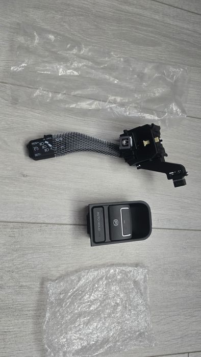 Maneta cu cruise control retrofit si modul frana de mana Tiguan 5n