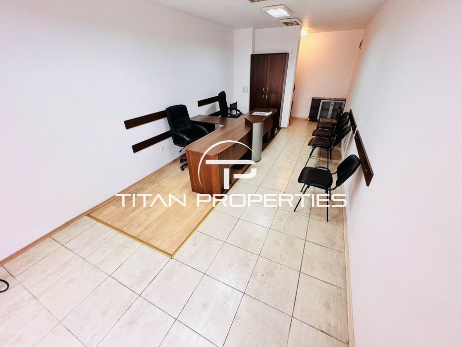 Дава се под наем Офис в Бургас, Възраждане - 40 кв.м за 255 € - Снимка #1