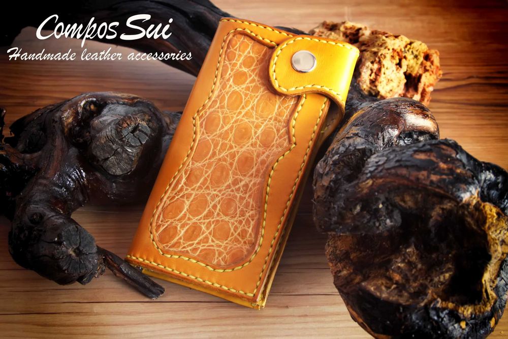 КОЖЕНИ АКСЕСОАРИ Портефейли, Табакери, Калъфи за очила и ножове и др.