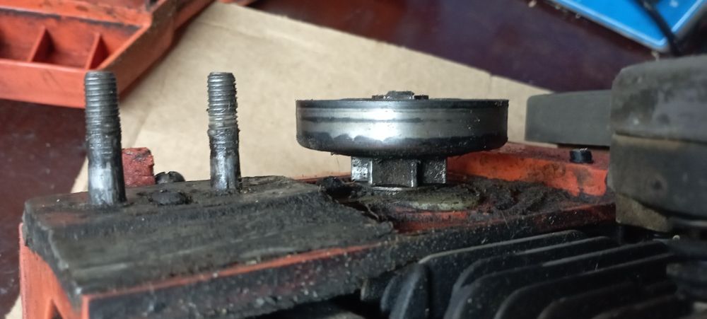 Husqvarna 45 de piese