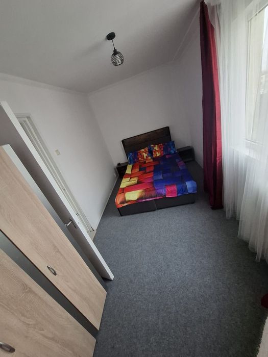 Închiriez apartament 2 camere