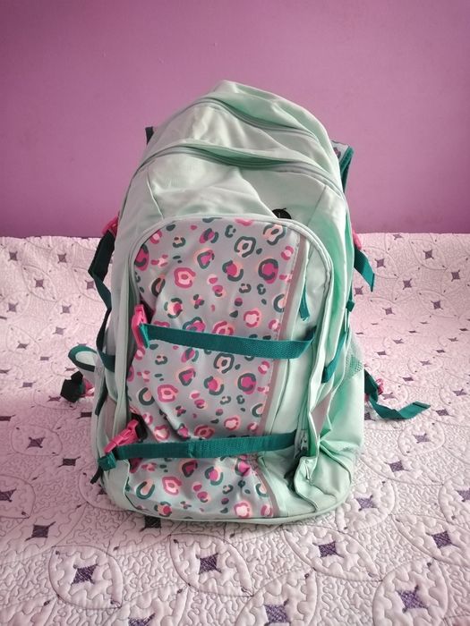 Ghiozdan Nou pentru fetite