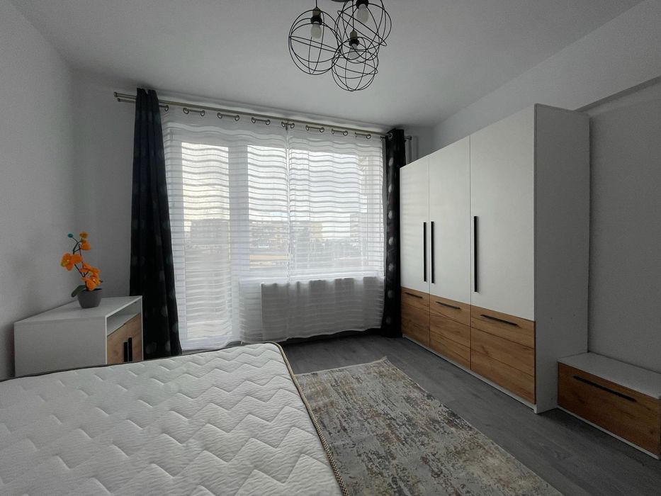 Inchiriez ap. 2 camere pe termen lung