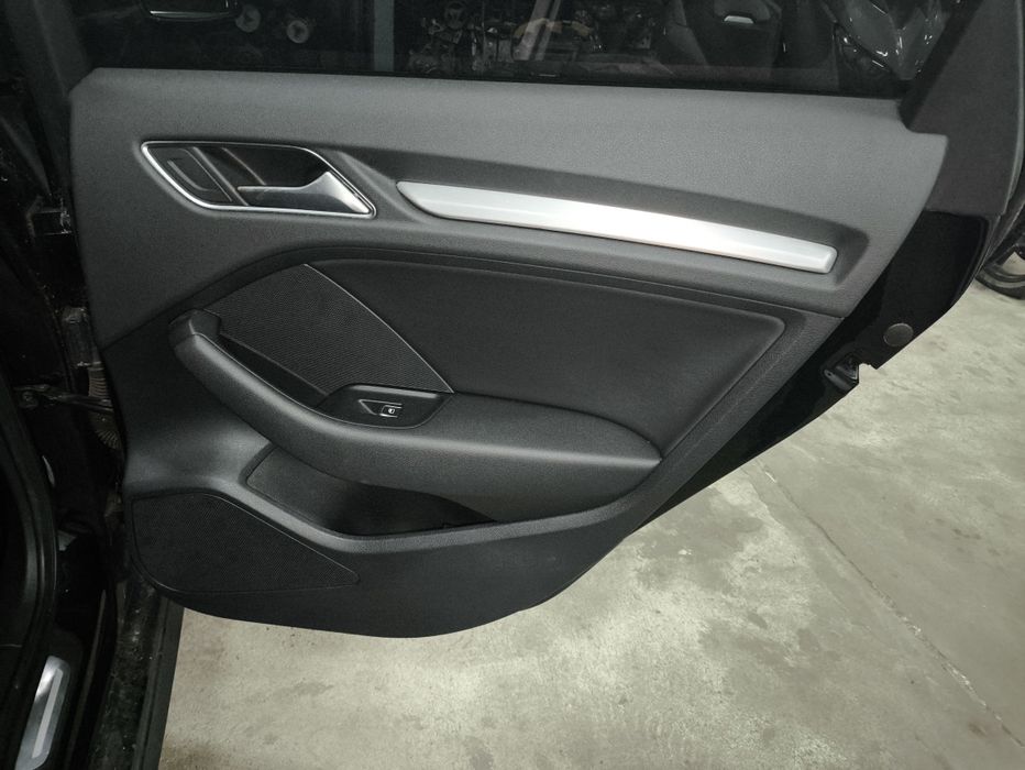 Кожен салон SLine за Audi A3 8v