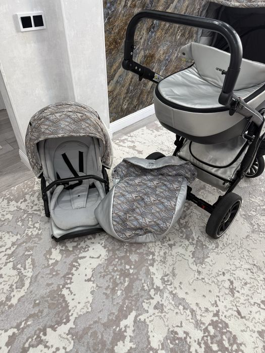 Коляска от Anex. В отдичном состоянии.