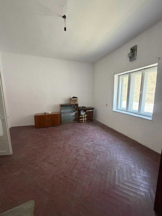 Schimb/vand apartament cu 2 camere Aninoasa